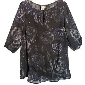 JMS women's 1X geometric print polyester pullover blouse. 5021